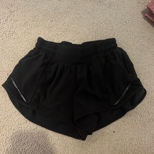 Hotty hot lululemon shorts